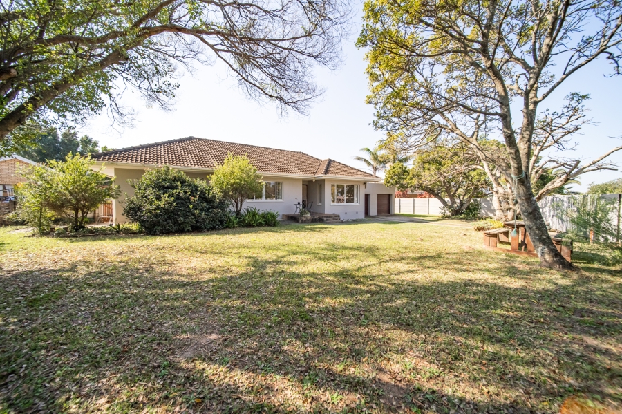To Let 3 Bedroom Property for Rent in Beacon Bay Eastern Cape